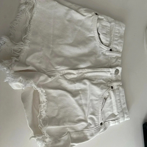 Zara White High Rise Denim Shorts - Picture 4 of 8